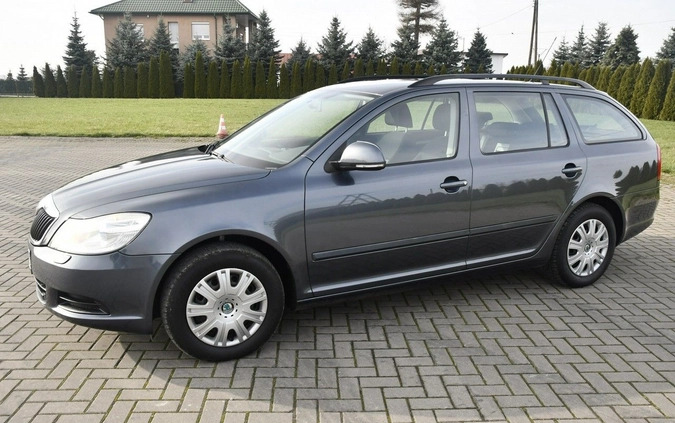 Skoda Octavia cena 24900 przebieg: 230000, rok produkcji 2009 z Koło małe 466